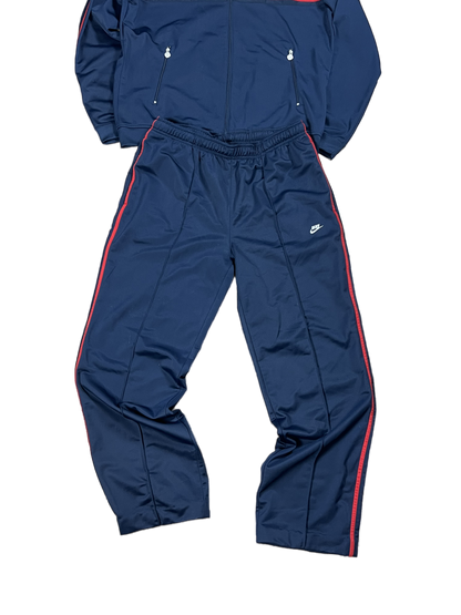 Nike Tracksuit (L)