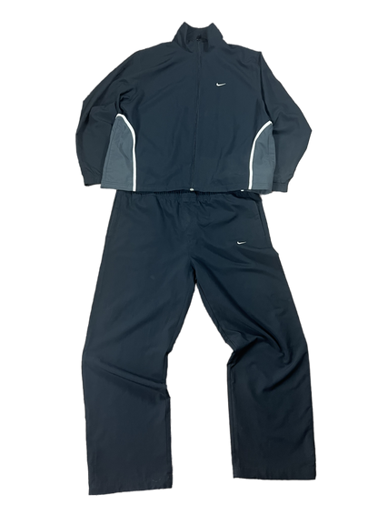 Nike Tracksuit (XL)